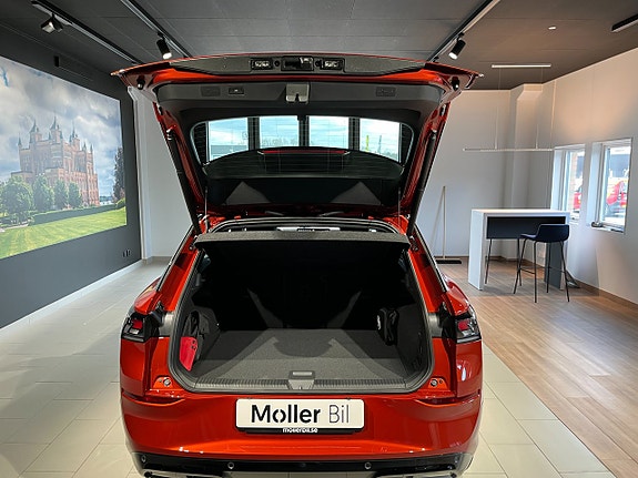 Volkswagen T-Roc 25 of 28