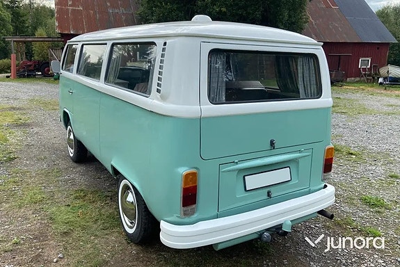 Volkswagen Transporter 2 of 16