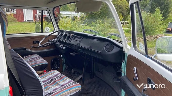 Volkswagen Transporter 10 of 16