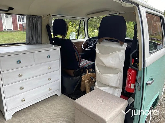 Volkswagen Transporter 14 of 16