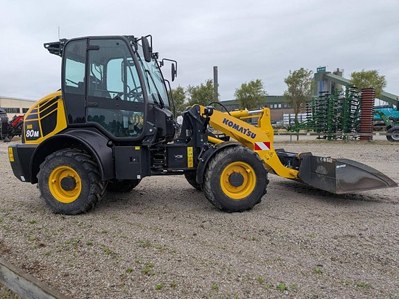 Komatsu WA80M-8 Kompaktlastare 6ton - Fint skick - få tim! 3 of 12