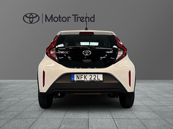 Toyota Aygo X 5 of 15