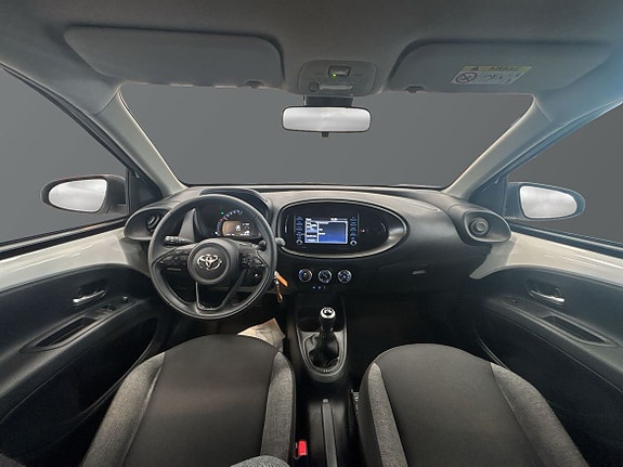 Toyota Aygo X 10 of 15