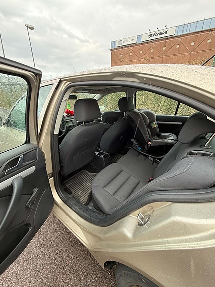 Skoda Octavia 12 of 24