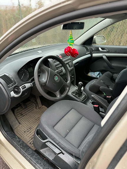 Skoda Octavia 16 of 24