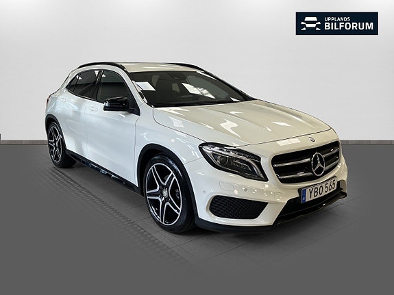 Mercedes-Benz GLA200 3 of 16