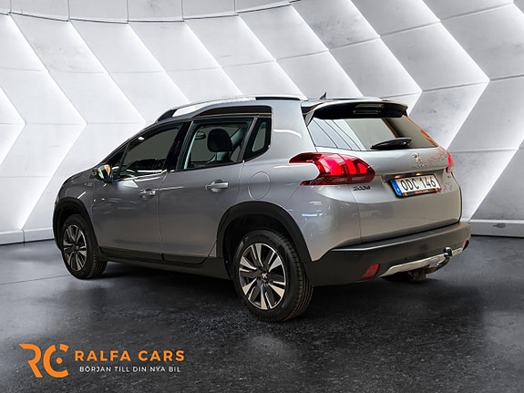 Peugeot 2008 4 of 17