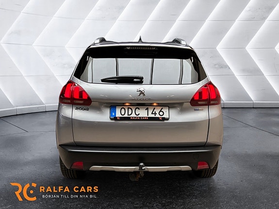 Peugeot 2008 9 of 17