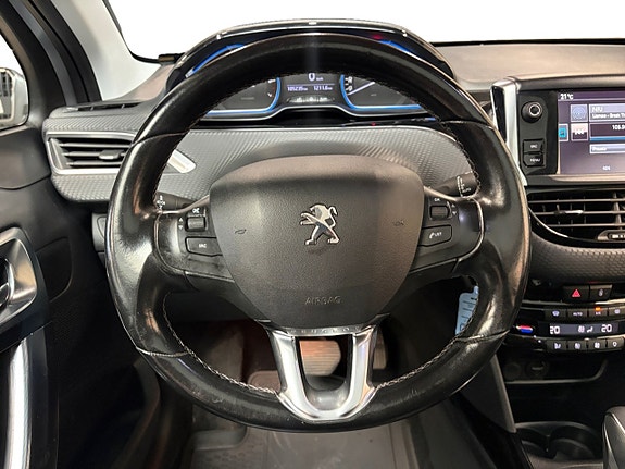 Peugeot 2008 11 of 17