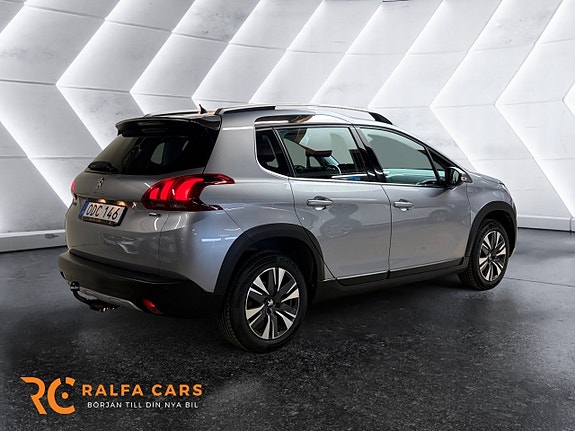 Peugeot 2008 7 of 17