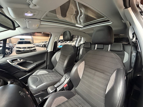 Peugeot 2008 14 of 17