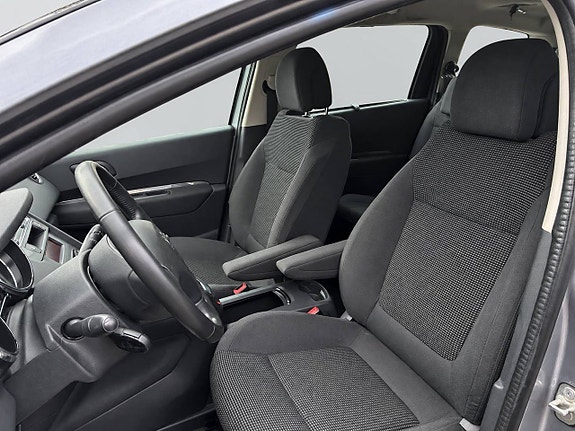 Peugeot 5008 6 of 10