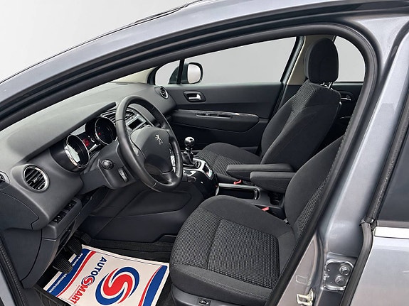 Peugeot 5008 5 of 10