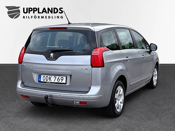 Peugeot 5008 3 of 10