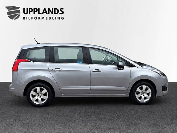 Peugeot 5008 4 of 10