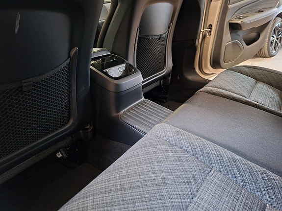 Volvo V60 12 of 23