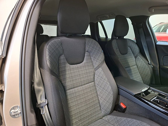 Volvo V60 9 of 23