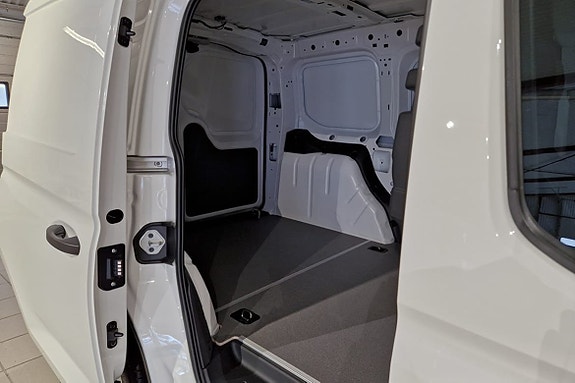 Volkswagen Caddy 7 of 13
