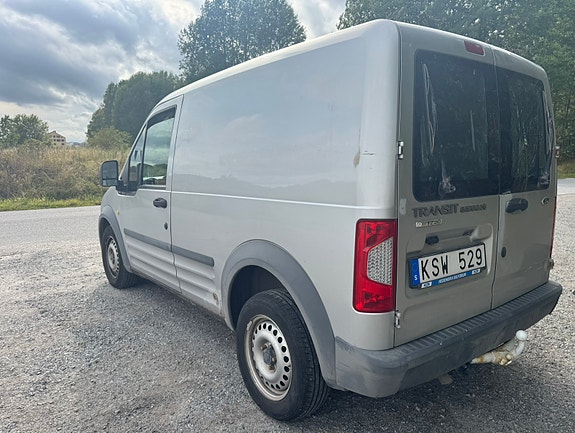 Ford Transit Connect 9 of 15
