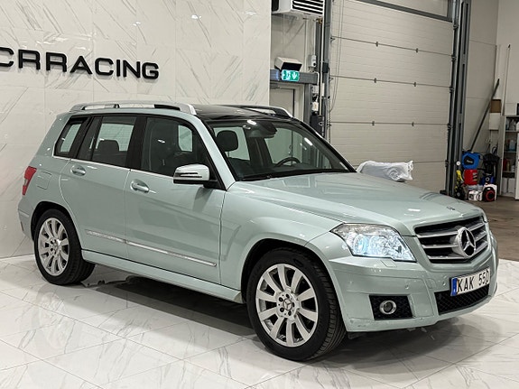 Mercedes-Benz GLK350 3 of 20