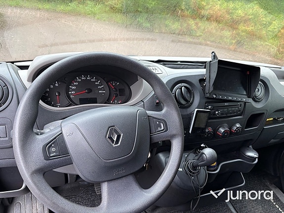 Renault Master 9 of 21