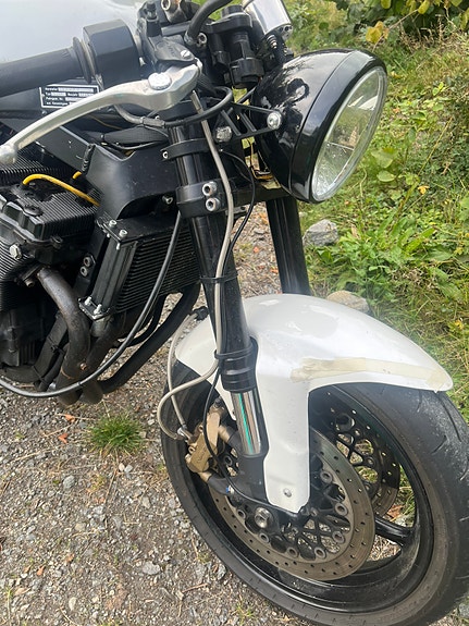 Suzuki GSX-R750 Slingshot Café Racer -89 4 of 8