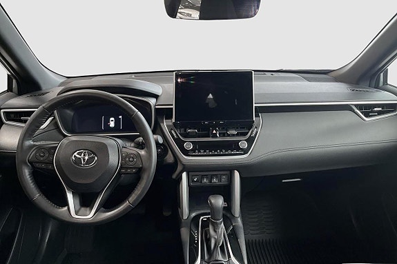 Toyota Corolla Cross 10 of 12