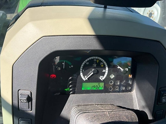 John Deere 5085M FL 3 of 7
