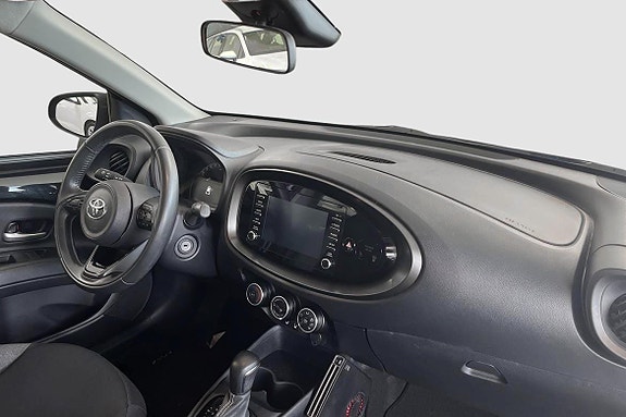 Toyota Aygo X 9 of 14