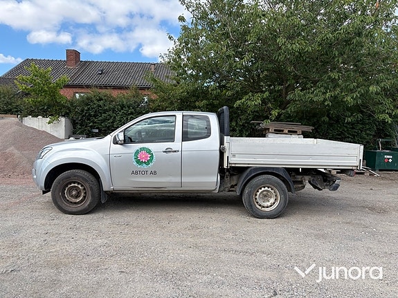 Isuzu D-max 2 of 13