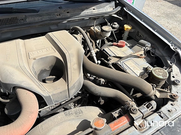 Isuzu D-max 13 of 13