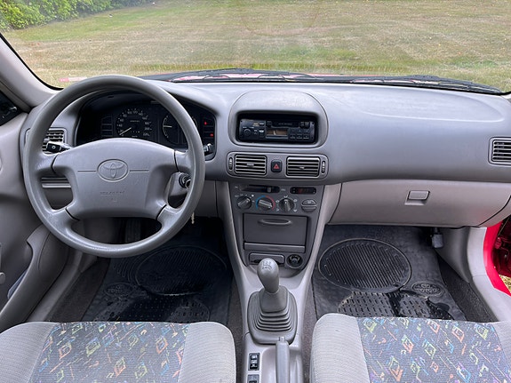 Toyota Corolla 9 of 9