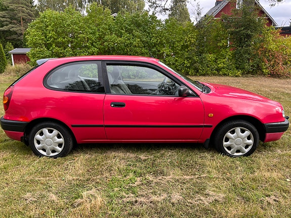 Toyota Corolla 4 of 9
