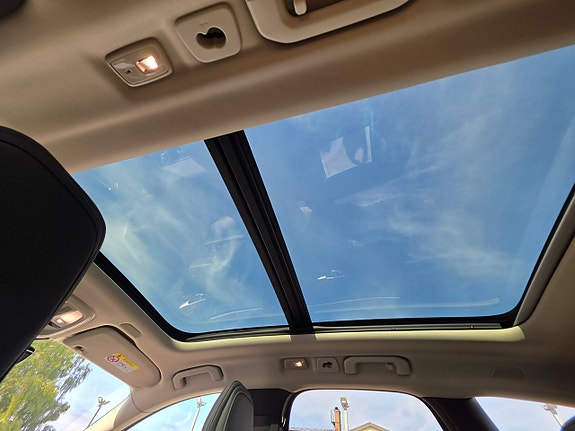 Volvo XC60 9 of 20