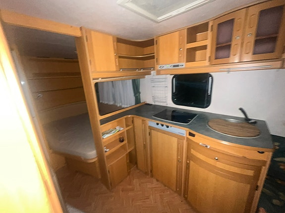 Adria Adria Unica B 502 UP 4 of 13