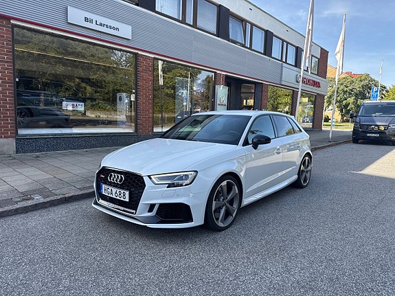 Audi RS3 2 of 12