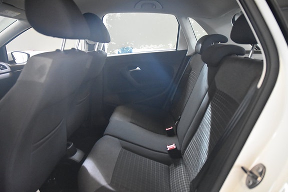 Volkswagen Polo 12 of 13