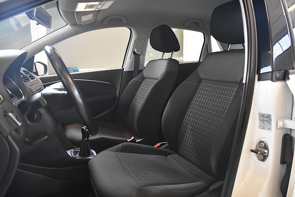 Volkswagen Polo 6 of 13