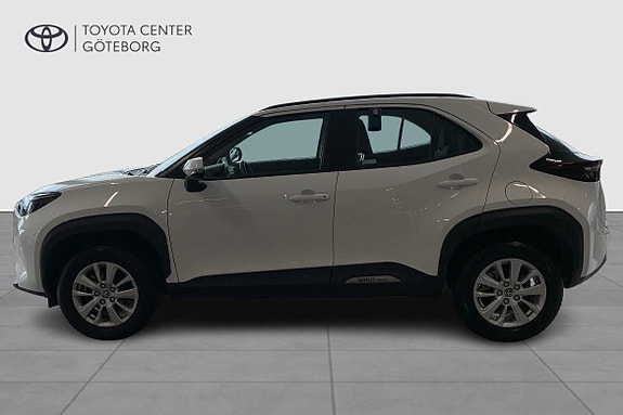 Toyota Yaris Cross 4 of 12