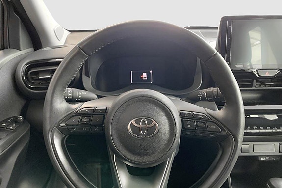Toyota Yaris Cross 11 of 12