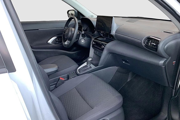Toyota Yaris Cross 8 of 12