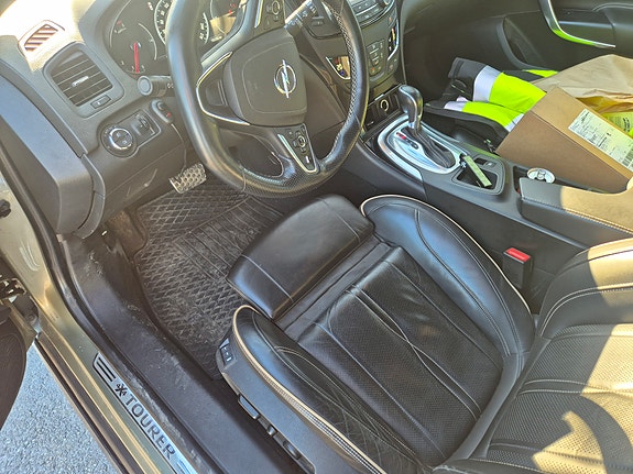 Opel Insignia Country Tourer 3 of 4
