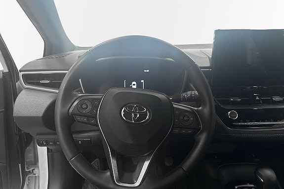 Toyota Corolla 9 of 11