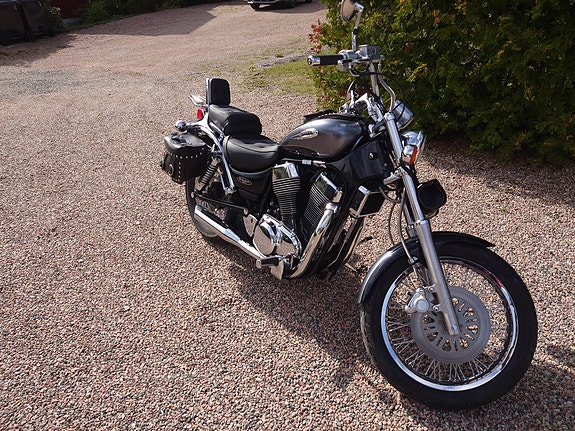 Suzuki VS1400GLP Intruder 4 of 5