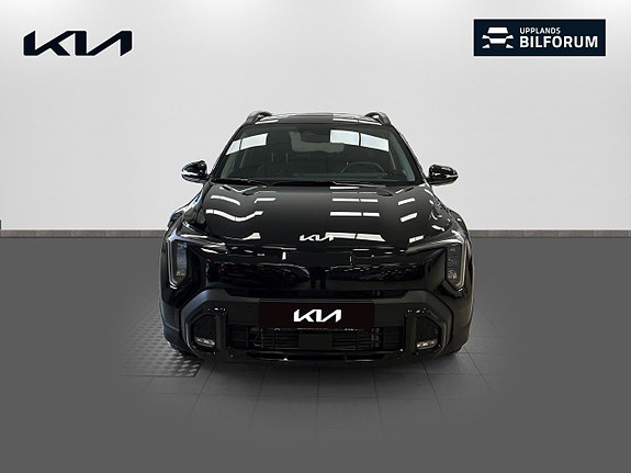 Kia Stonic 2 of 17