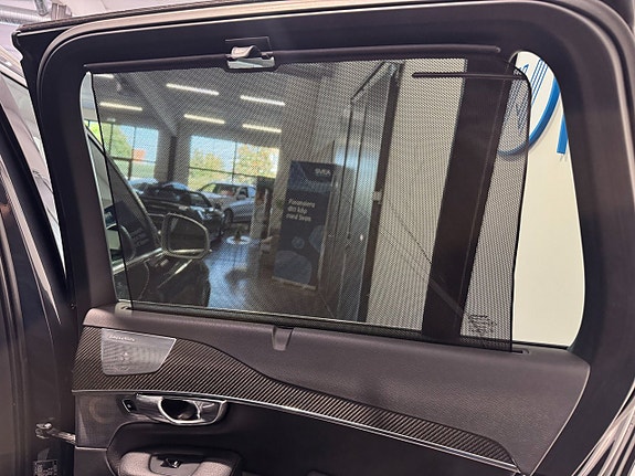 Volvo XC90 23 of 30