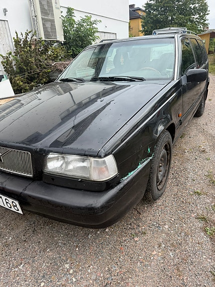 Volvo 850 4 of 5