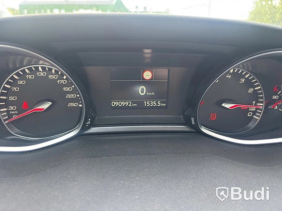 Peugeot 308 21 of 27