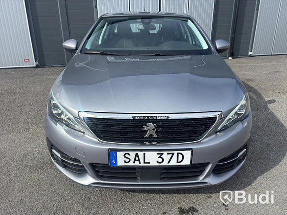 Peugeot 308 8 of 27