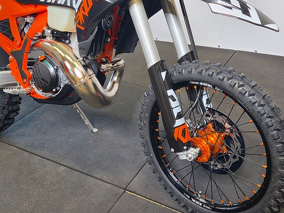 KTM 300 EXC HARDENDURO *Finns i butik* 3 of 5